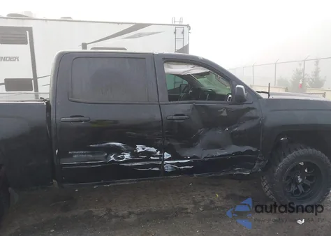 2017 Chevrolet Silverado 1500 2Lt z USA, uszkodzony, nr VIN 3GCUKREC5HG405720